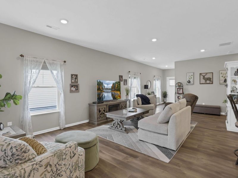 1414 Hemetite Drive , Grove City, OH 43123 Photo 5