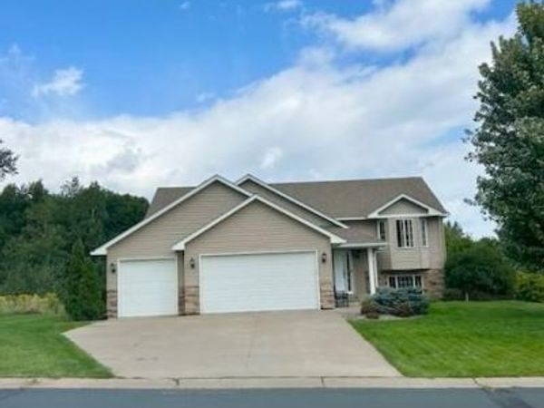 31069 Algonquin Trail, Chisago City, MN 55013