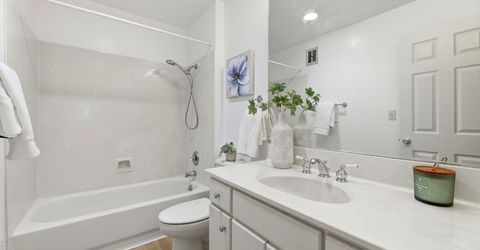 1305 Webster Street #202, Unit 202, Alameda, CA 94501 Photo