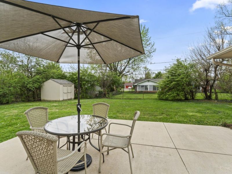 1108 Pepper Hill Drive, Kettering, OH 45429 Photo 3