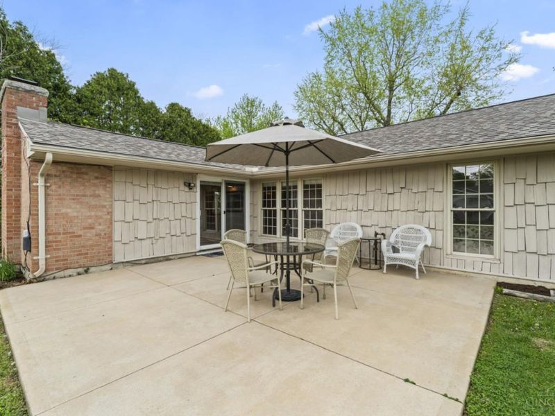 1108 Pepper Hill Drive, Kettering, OH 45429 Photo 32