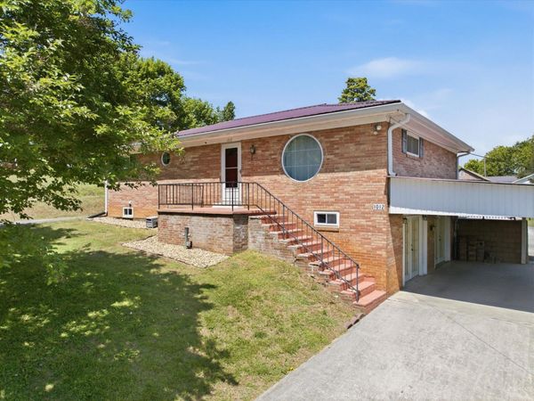 1012 Bennett Street , Sweetwater, TN 37874