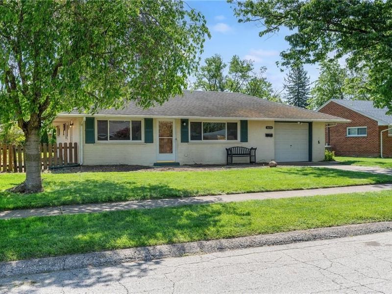 3690 Endover Road, Dayton, OH 45439 Photo 3