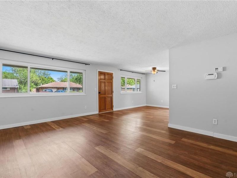 3690 Endover Road, Dayton, OH 45439 Photo 8