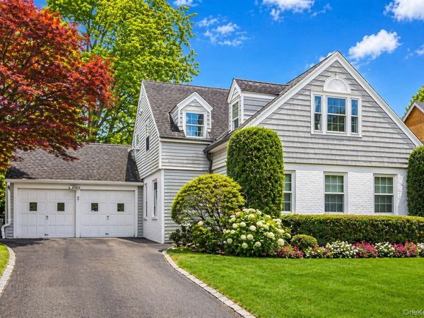 47 Brookfield Place, Pleasantville, NY 10570