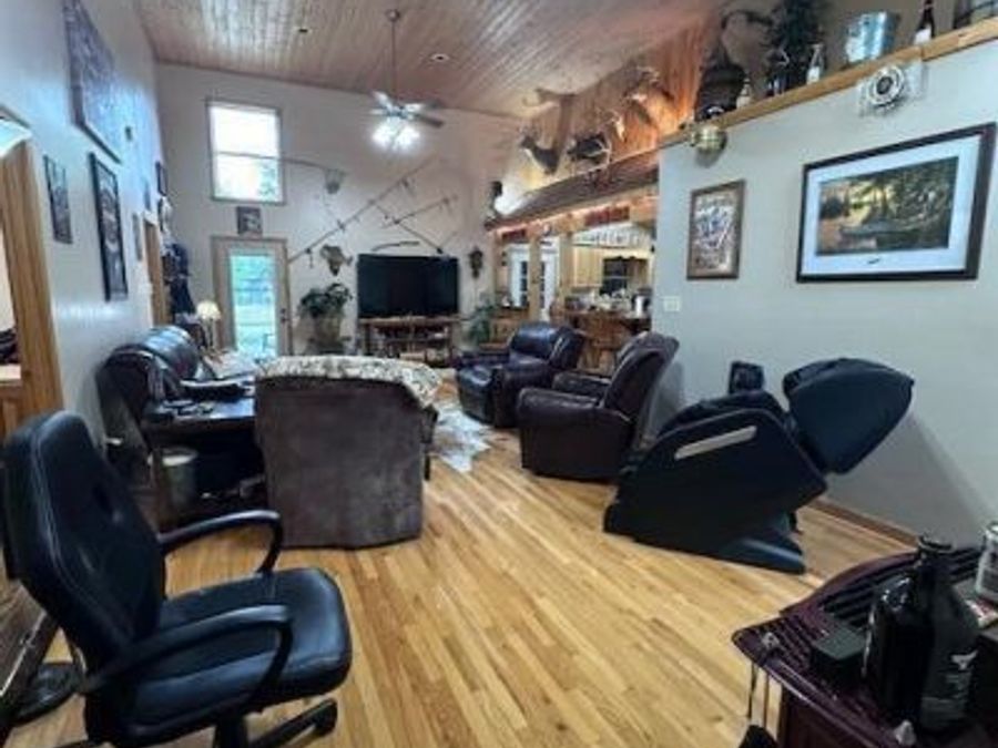 Property Image 37