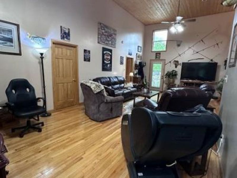Property Image 38