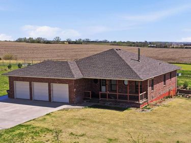 3741 Oakview Boulevard , Raymond, NE 68428