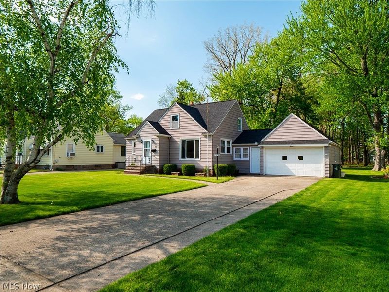 23790 Elm Road, North Olmsted, OH 44070 Photo 5