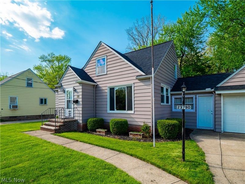 23790 Elm Road, North Olmsted, OH 44070 Photo 6