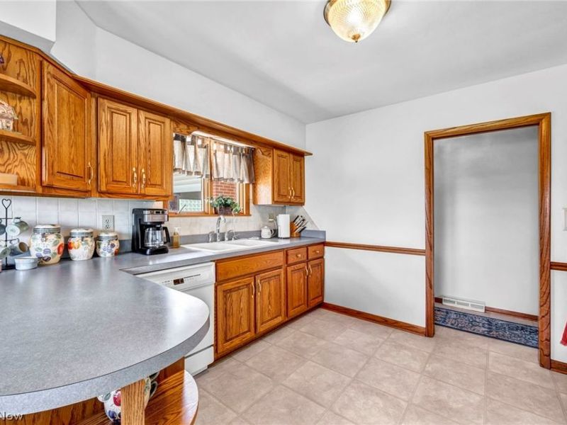 9400 Mennonite Road, Wadsworth, OH 44281 Photo 10