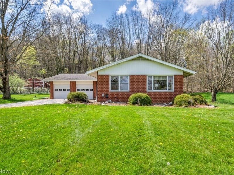 9400 Mennonite Road, Wadsworth, OH 44281 Photo 2