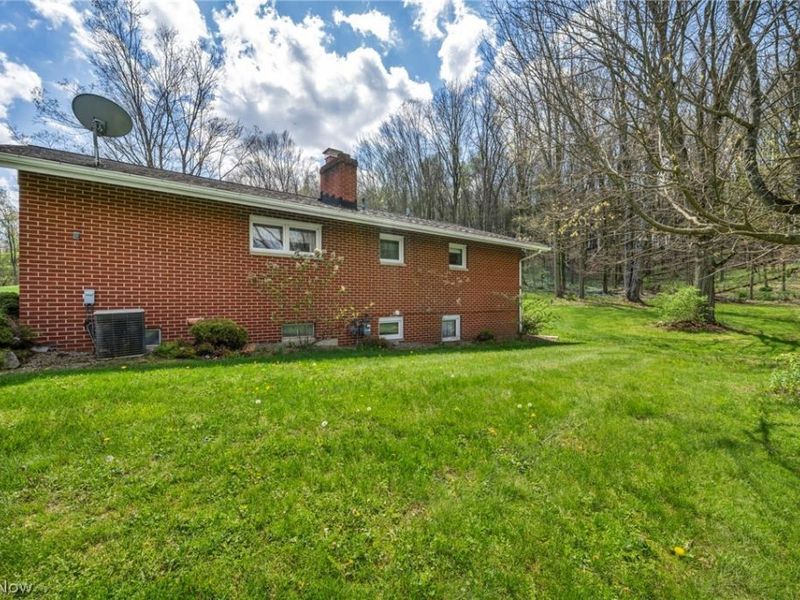 9400 Mennonite Road, Wadsworth, OH 44281 Photo 5