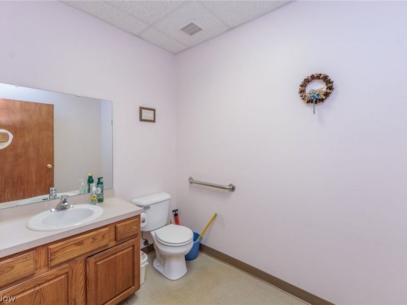 5321 Meadow Lane Court, Unit 5, Sheffield Village, OH 44035 Photo 16