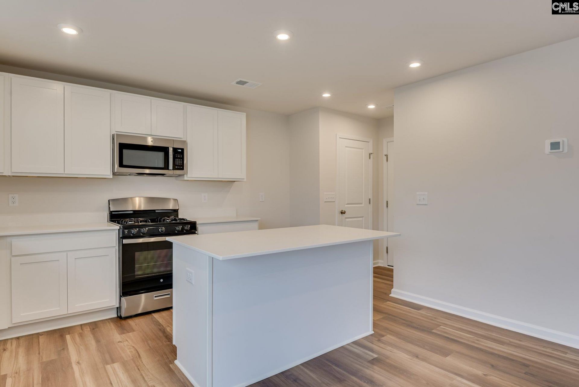 114 Artillery Lane  Photo 9