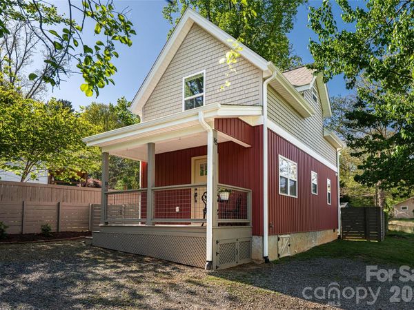 85 New Salem Road, Swannanoa, NC 28778