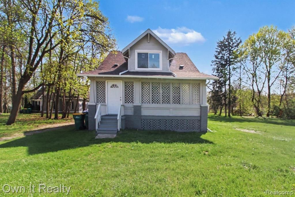 6023 Wayne Road, Romulus, MI 48174 Main Photo