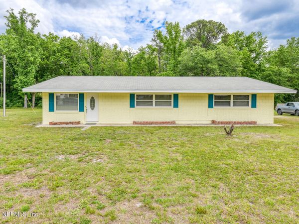 104 HEIDT Lane, Palatka, FL 32177