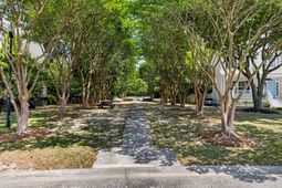 1224 Knightbridge Lane photo 4