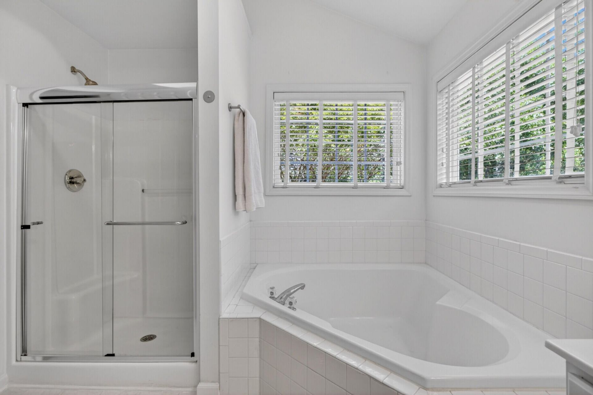 1224 Knightbridge Lane Photo 30