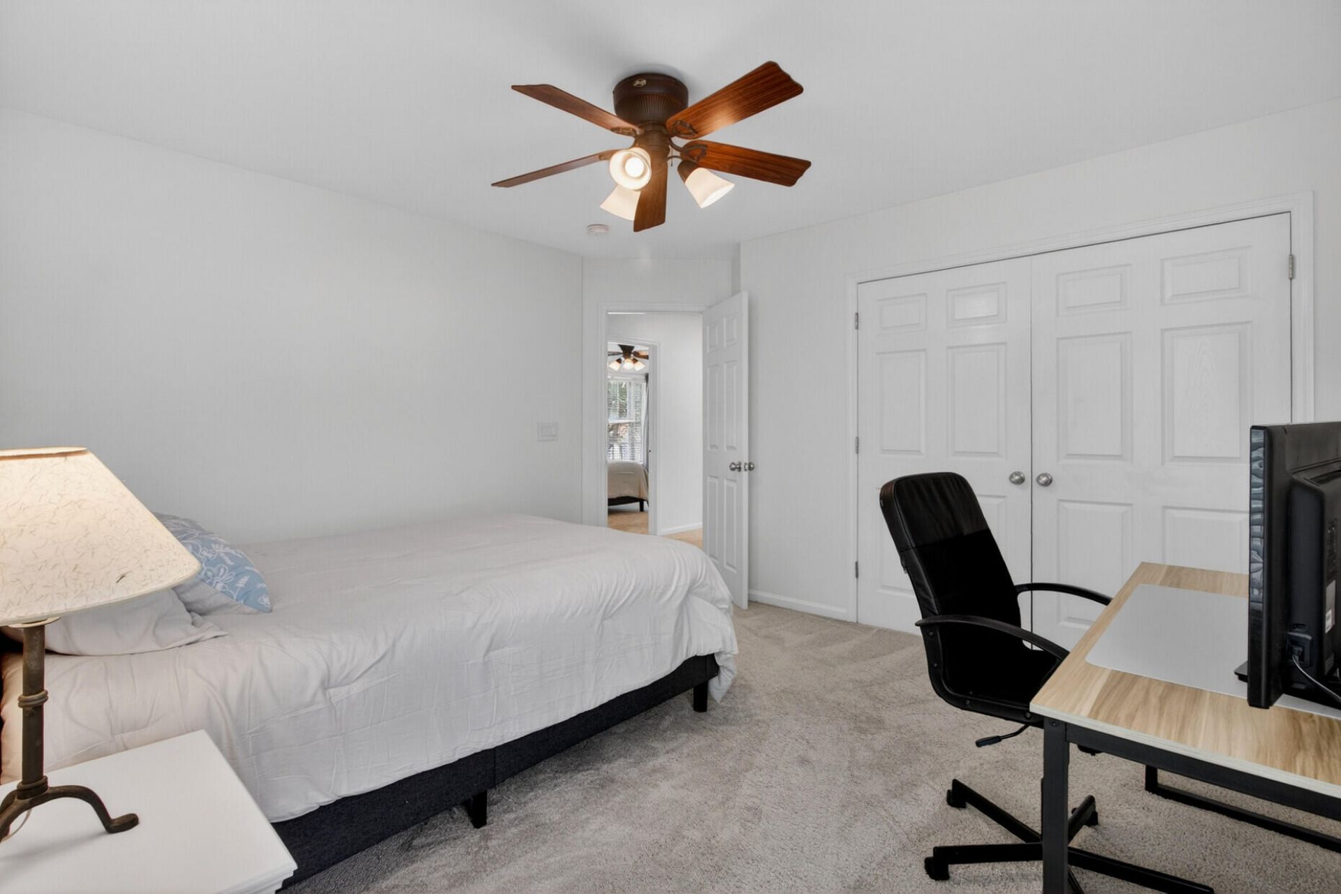 1224 Knightbridge Lane Photo 32