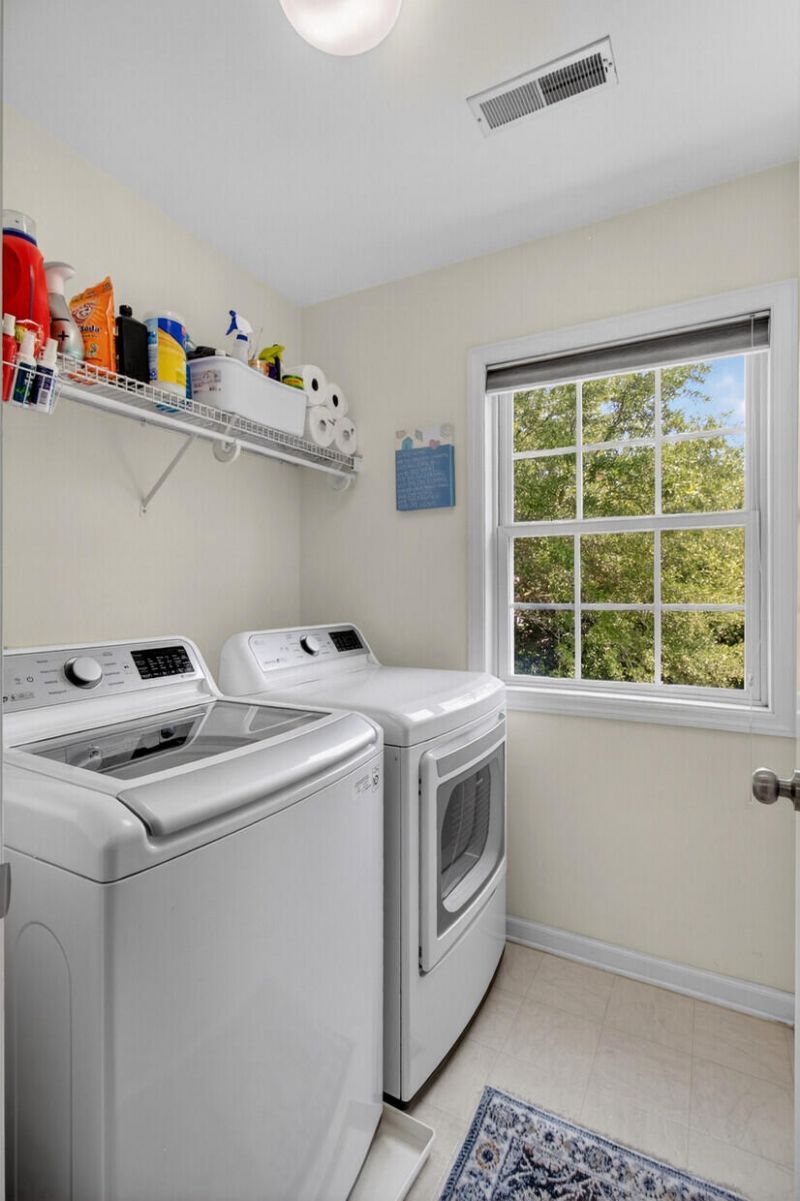 1224 Knightbridge Lane Photo 39