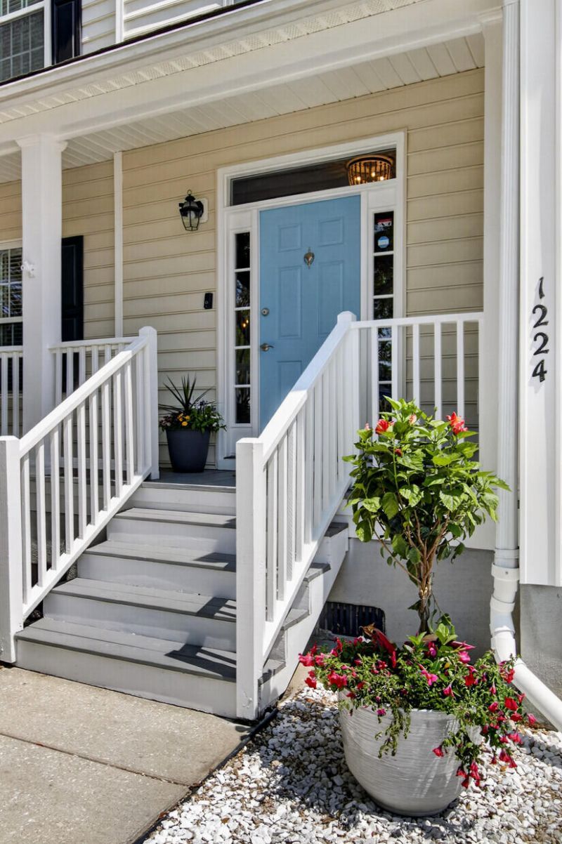 1224 Knightbridge Lane Photo 4