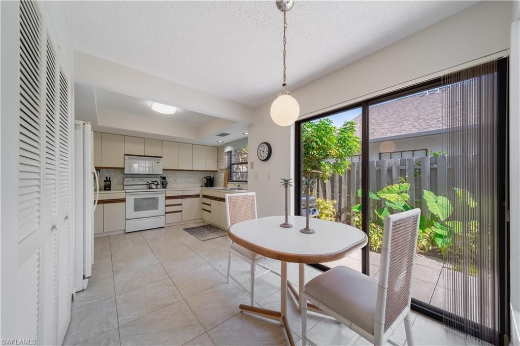 878 Meadowland Dr , Unit G, Naples, FL 34108 Photo