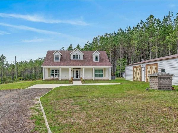 30757 Brady Road, Robertsdale, AL 36567