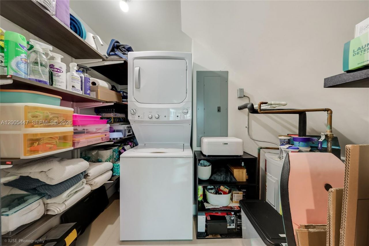 6000 Collins Ave , Unit 118, Miami Beach, FL 33140 Photo