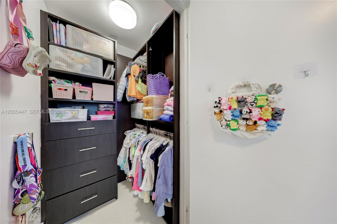 6000 Collins Ave , Unit 118, Miami Beach, FL 33140 Photo