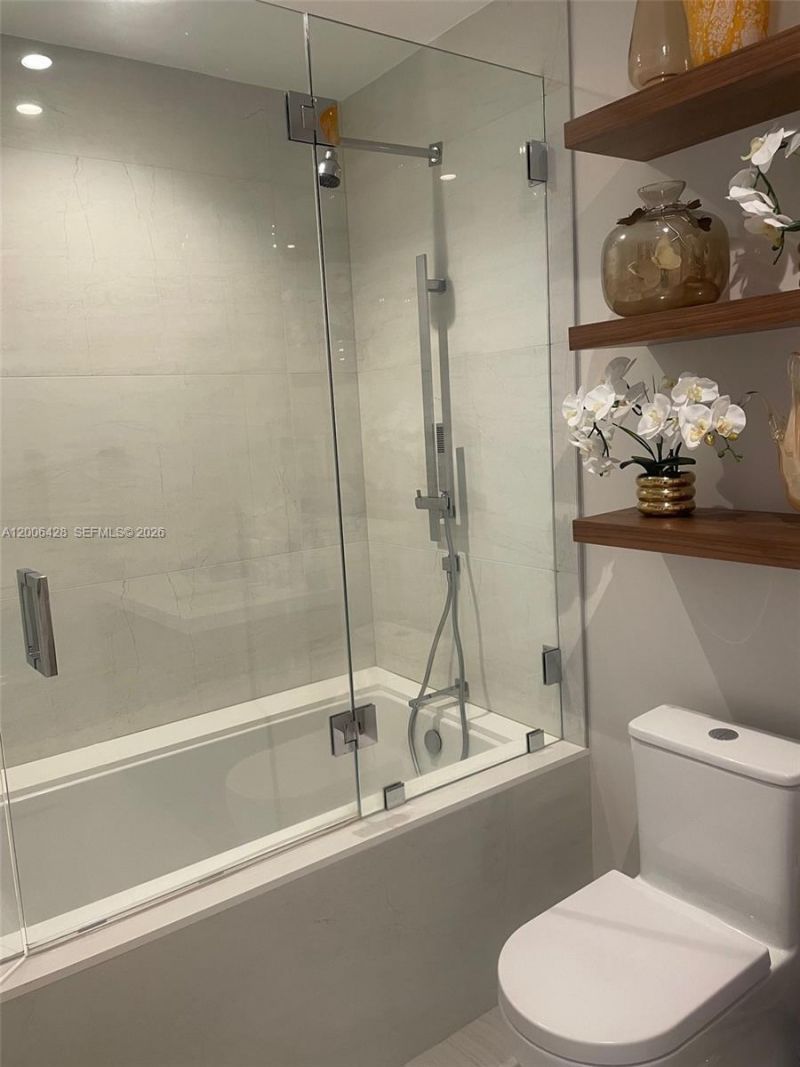 220 SE Mizner Blvd, Unit 321, Boca Raton, FL 33432 Photo