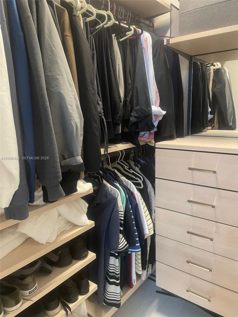 220 SE Mizner Blvd , Unit 321, Boca Raton, FL 33432 Photo