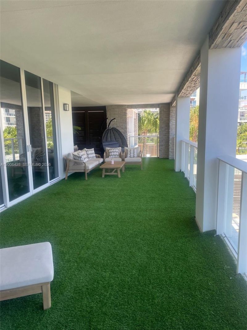 220 SE Mizner Blvd, Unit 321, Boca Raton, FL 33432 Photo