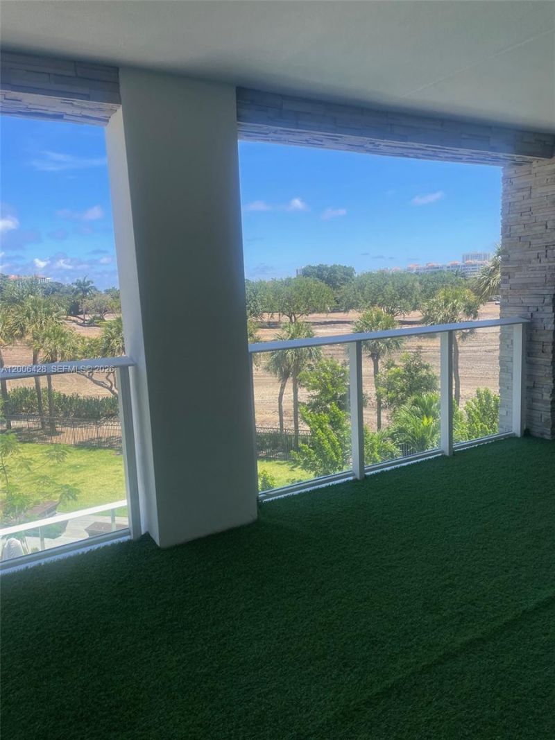 220 SE Mizner Blvd, Unit 321, Boca Raton, FL 33432 Photo
