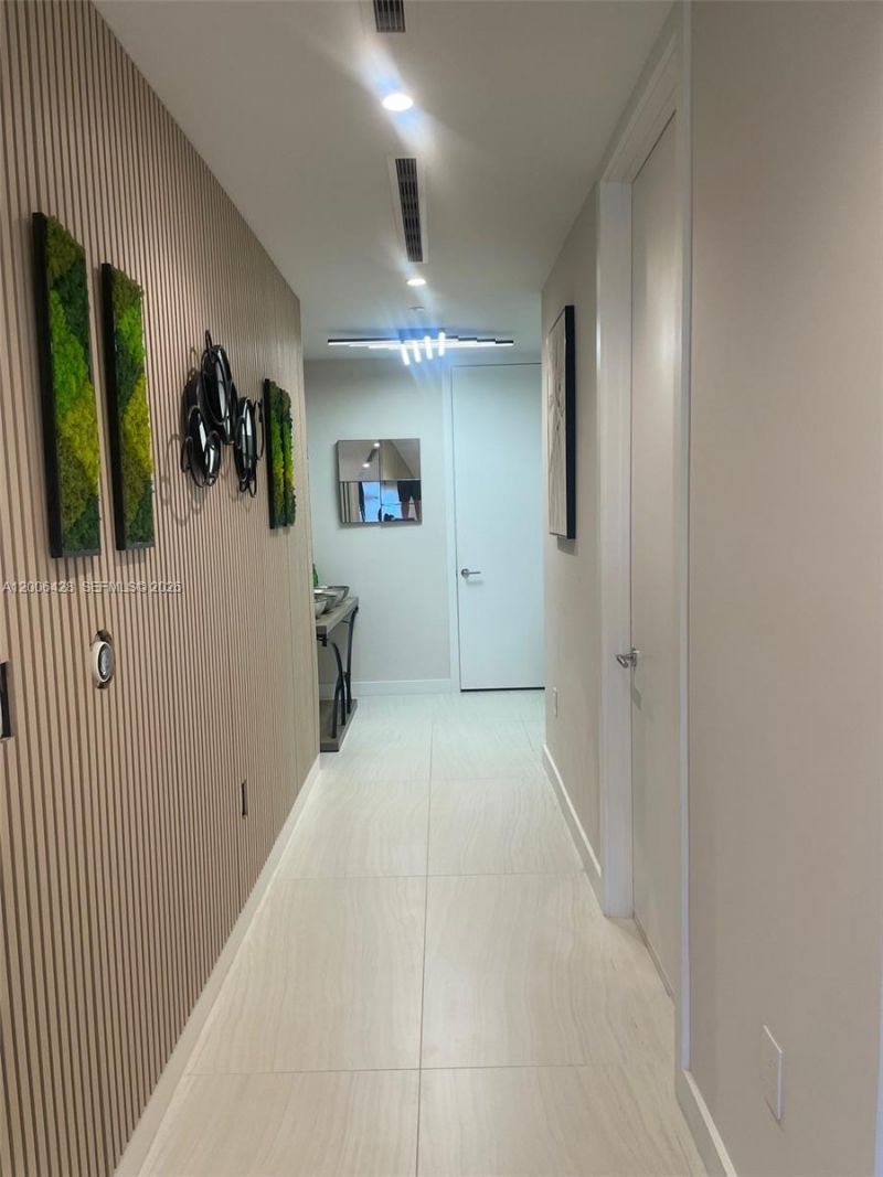 220 SE Mizner Blvd , Unit 321, Boca Raton, FL 33432 Photo