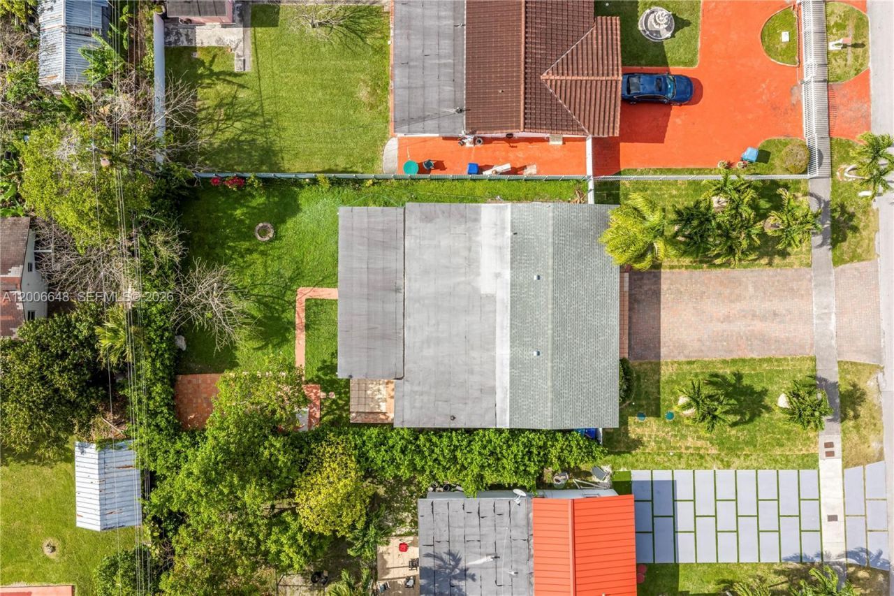 330 SW 104th Ct , Sweetwater, FL 33174 Photo