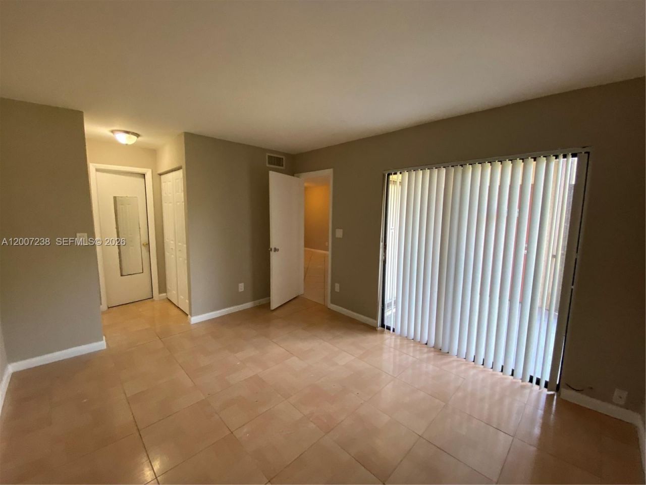 3399 Foxcroft Rd , Unit 103, Miramar, FL 33025 Photo