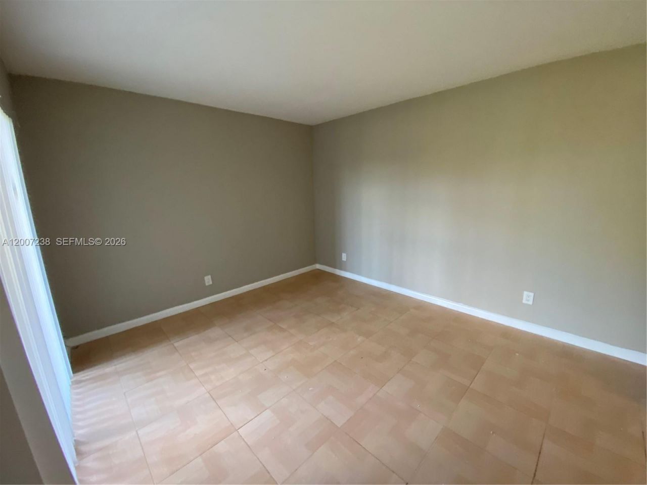 3399 Foxcroft Rd , Unit 103, Miramar, FL 33025 Photo