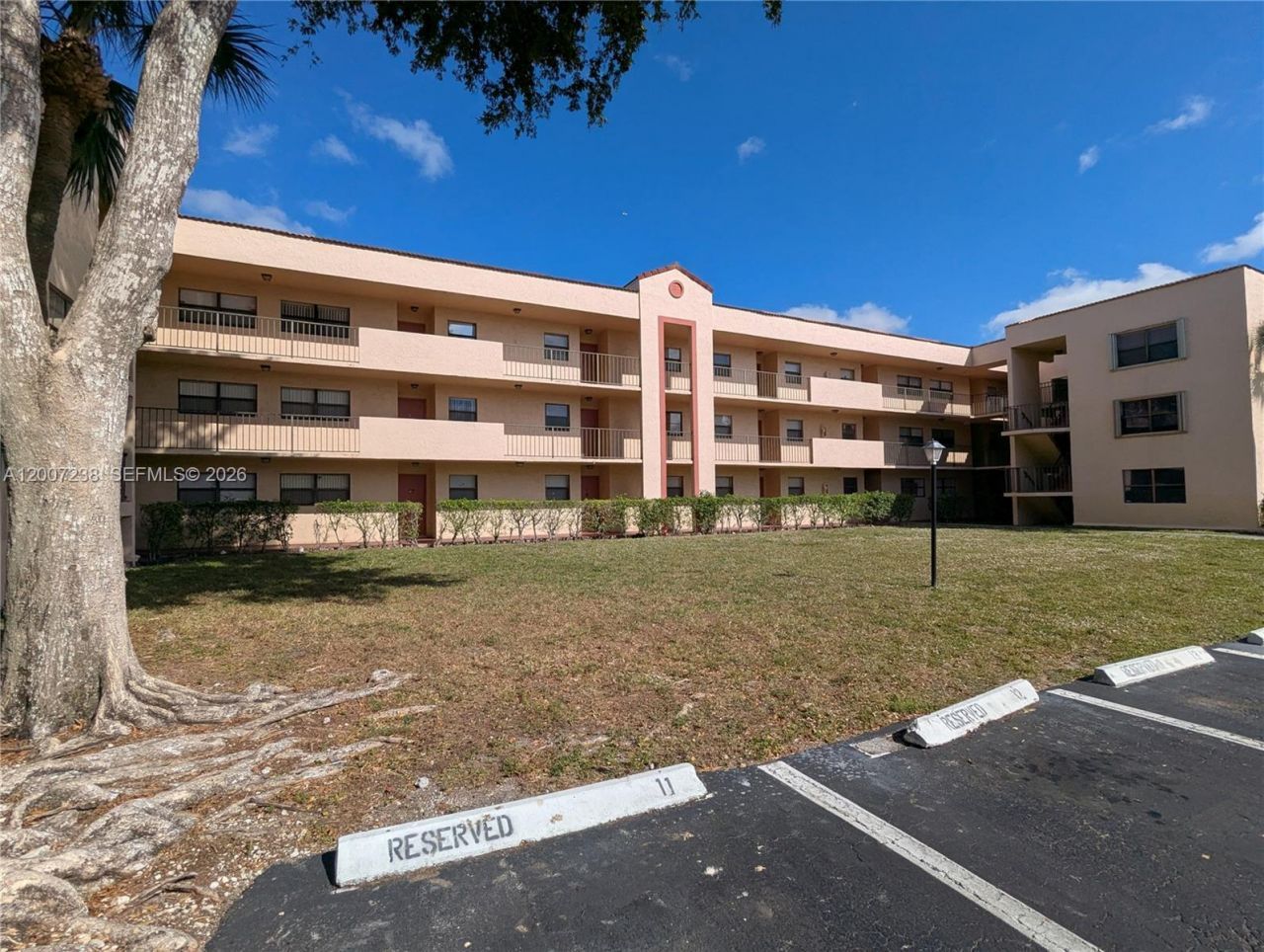 3399 Foxcroft Rd , Unit 103, Miramar, FL 33025 Photo
