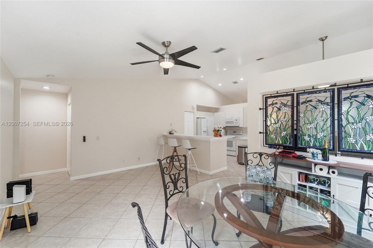1004 Golden Cane Dr , Weston, FL 33327 Photo