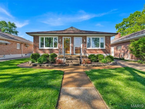 6264-6266 Sunshine Drive , St Louis, MO 63109