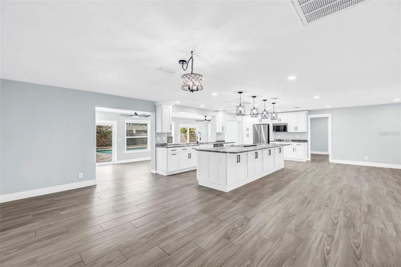 12897 88th Avenue, Seminole, FL 33776 Photo