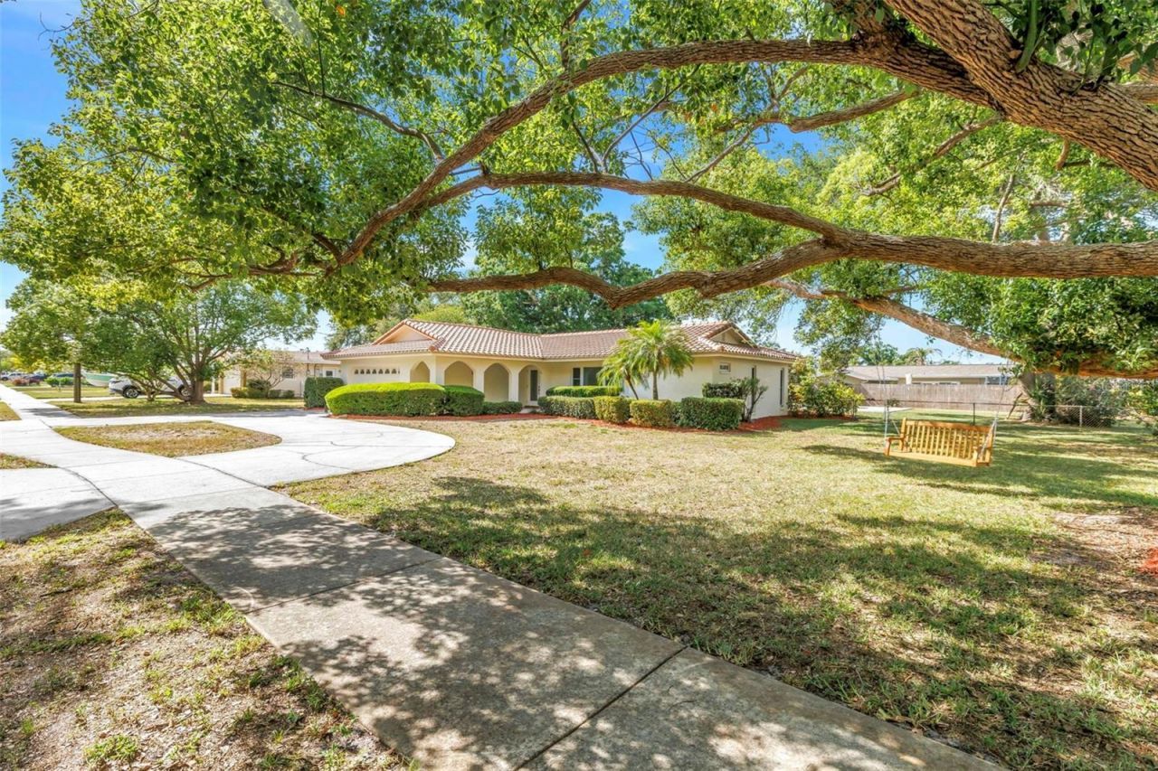 12897 88th Avenue, Seminole, FL 33776 Photo