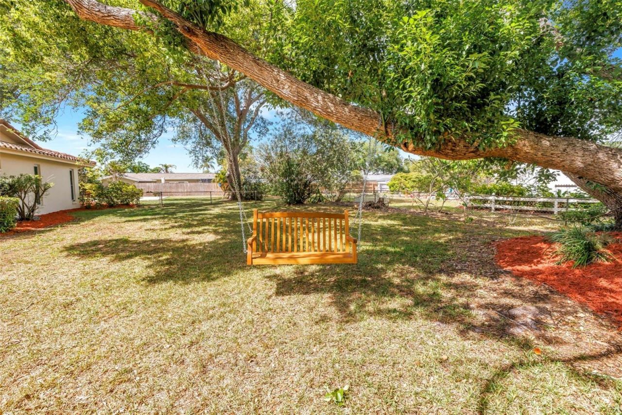 12897 88th Avenue, Seminole, FL 33776 Photo