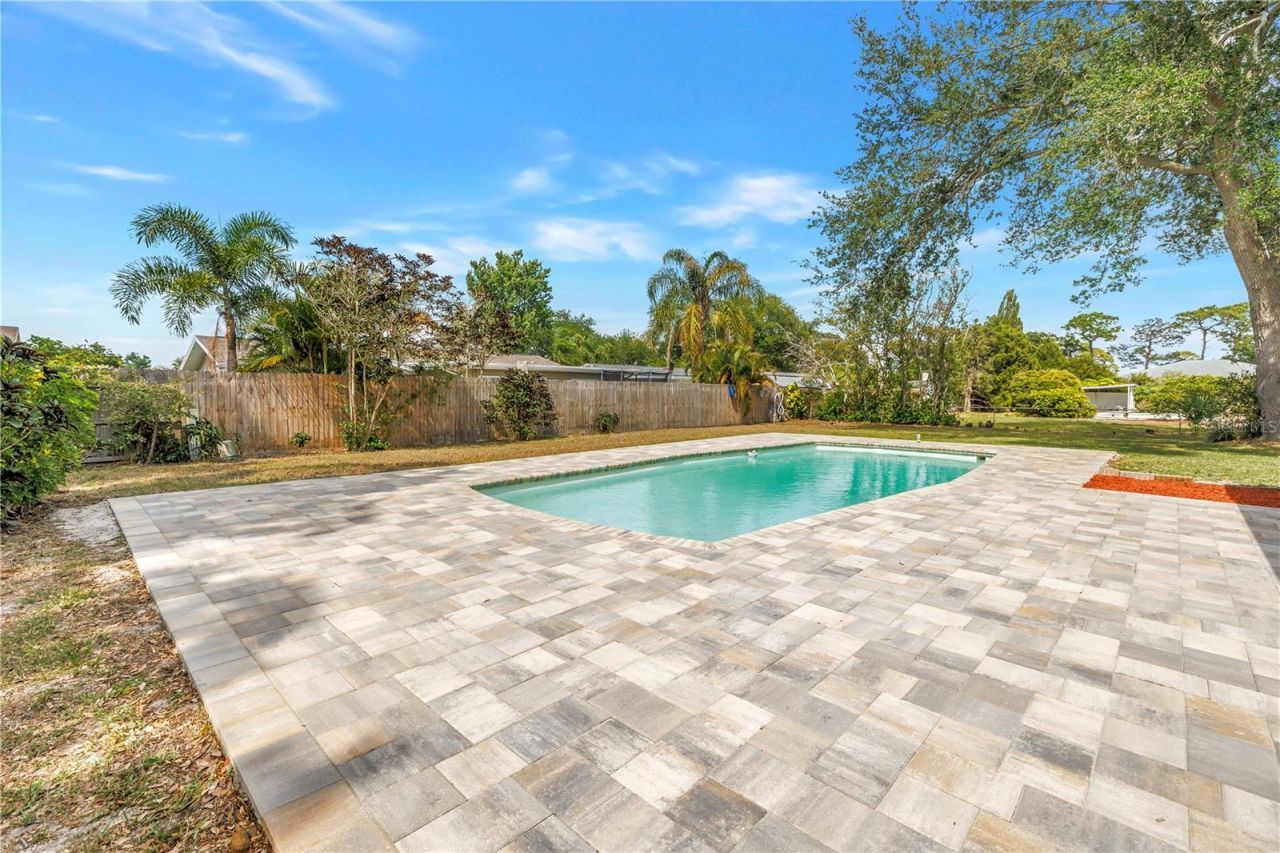 12897 88th Avenue, Seminole, FL 33776 Photo