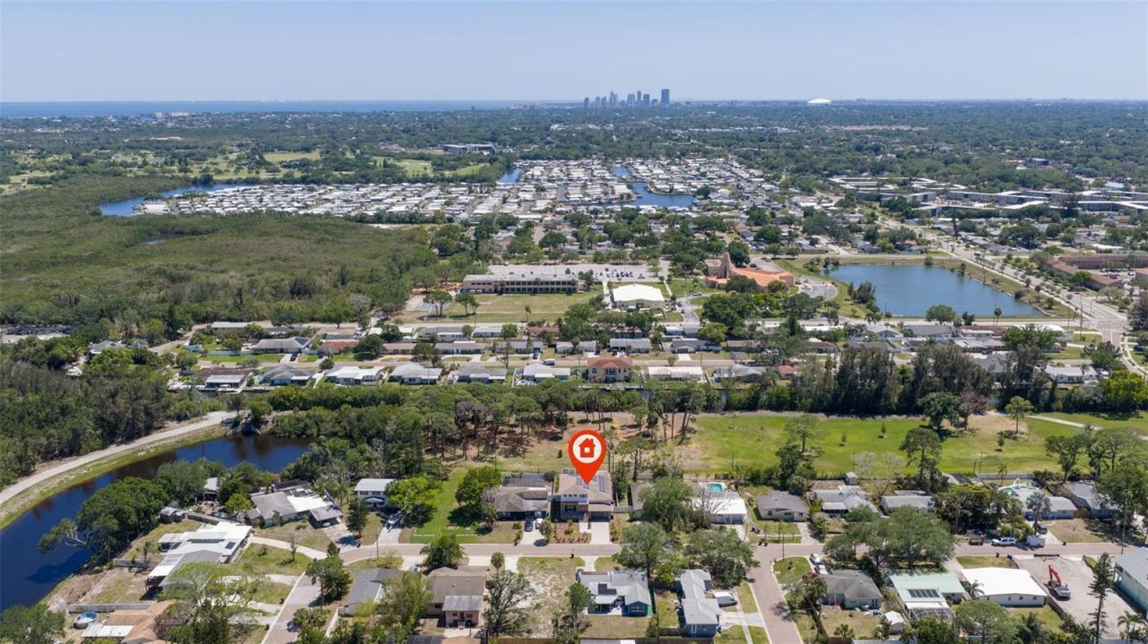 322 80th Avenue Ne, Saint Petersburg, FL 33702 Photo