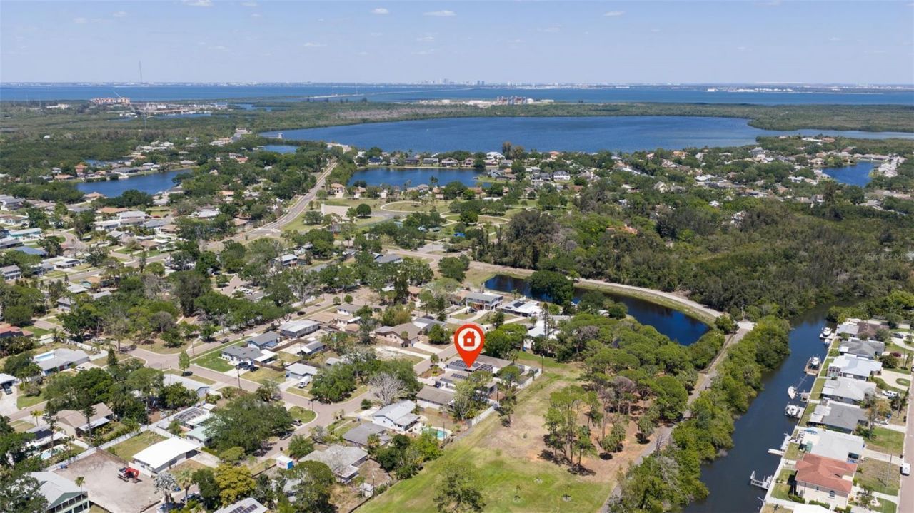 322 80th Avenue Ne, Saint Petersburg, FL 33702 Photo