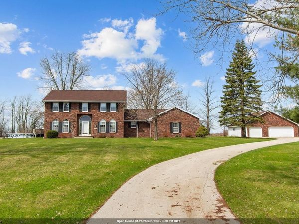 W7378 TRILLIUM COURT, Greenville, WI 54942