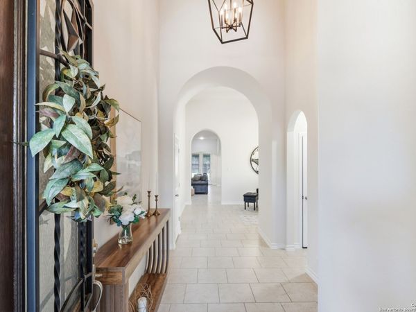 7715 Goldstrike Dr, San Antonio, TX 78254